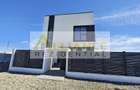 Vila individuala in zona Miorita | 4 camere | Teren 300 mp - 1