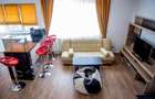 Apartament spațios cu 5 camere , strada Păcii, la 10 minute de UMFST - 1