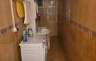 De vanzare apartament 3 camere - 8