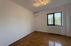 Vila spațioasă în Sisesti | 600 mp | 9 locuri de parcare | Teren 1500 mp - 9