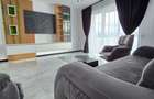 Apartament cu 3 camere decomandate - 1