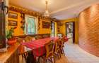 Vila 7 camere,250 mp,semineu,terase,800 mp teren,rezidential/ turistic,Predelut, - 14