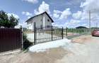 Casa noua cu etaj zona linistita in oras - 1
