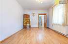 Casa, anexe, 3762 mp teren, 25000 mp padure, Comanesti, jud. Bacau - 35