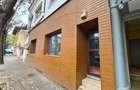 Imobil parter  - zona centrala -str Decebal colt cu Mircea cel Batran/84 mp - 2