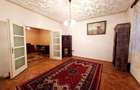 Casa 4 camere pivnita curte individuala Zona Lazaret - 1