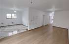 Duplex despartit - zona foarte buna - aproape de centura - toate utilitatile - 6