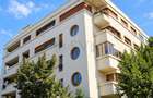 REA1029796 Apartament 5 camere de închiriat Aviatorilor, decomandat, 2 terase,