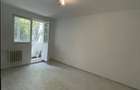 Apartament cu 2 camere, decomandat, etajul 1/4, zona Podu Ros - 2