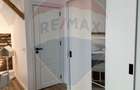 Inchiriez apartament la casa cu curte proprie - Zona Paris - 4