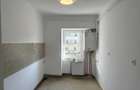 Apartament 2 camere, decomandat, etaj intermediar, statia Bicaz