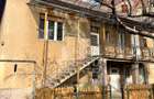 Casă individuală cu intrări separate in zona Complexului Studentesc - 1