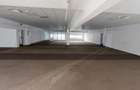 Spatii birouri/servicii - 22