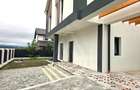 Casa individuala premium 4 camere 3 bai teren 365 mp Calea Cisnadiei - 1