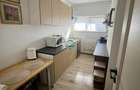 Apartament cu 2 camere mobilat si utilat, situat semicentral