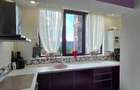 Vând apartament , 4 camere, 92 mp ,km 5 - 8