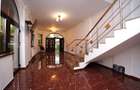 Inchiriere Vila |  Vitan Mall - Dristor | 7 Camere P+2+Curte+Parcare