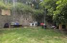 Casa spatioasa de vanzare in centrul satului Racaciuni – teren generos, livada, - 2