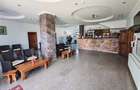 Oportunitate de business: complex turistic cu restaurant, terase si pensiune – S