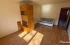 Apartament 2 camere, Plopilor, etaj 1, camere decomandate, centrala proprie !
