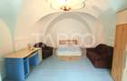 Apartament la casa 3 camere 70 mpu utili in apropiere de Piata Cibin