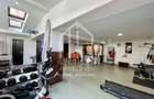 Vila/Pensiune cu 3 corpuri, 34 de camere, sala de fitness - Central - 39