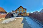 Vila \ pretabila activitate turistica \ Cristian \ Sibiu - 1