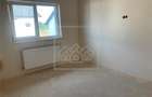 Duplex de vanzare in Selimbar, 3 dormitoare, curte si parcare