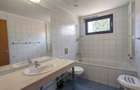 Apartament cu 5 camere, 2 terase si 2 locuri de parcare in Washington Residence!