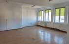 Ciucas--Spatiu birouri 260 mp compartimentat ,parcare ,liber - 4