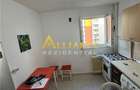 3 Camere Dristor I metrou 7 min - 7