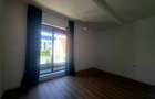 ​Oportunitate: Apartament cu 2 camere la etajul 3, finisaje de calitate - 11