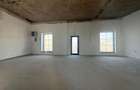 Spațiu comercial 84 mp de închiriat – Zona Cetății | 4 locuri parcare |