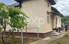 Casă cu 3 camere și teren 1.140 mp toate utilitățile, anexe și acces stradal - 2