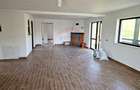 Casă / Vilă cu 8 camere de vânzare în zona Balaur - 29