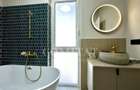 Apartament ultrafinisat | Etaj intermediar | Zona Str Tineretului - 16