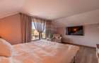 Proprietate exclusivista de vanzare: 2 case | 9 camere | 2000 mp teren - 50