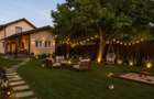 Casa la rosu - 25 km pana in Bucuresti - living 36mp - 1