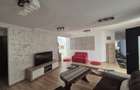 Apartament la casa, 4 camere in Schei - 2