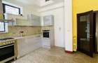 VANZARE VILA 8 CAMERE 652 mp teren zona Sisesti Sector 1 - 7