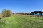 Teren priveliste deschisa, zona retrasa, aproape de lac si pădure - 7
