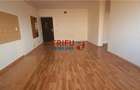 Apartament 3 camere de inchiriat  Cetate etaj 2