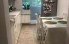 Vanzare Apartament 3 camere, etaj 1, 2 băi, renovat, mobilat, utilat - Sector 5