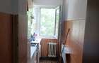 Persoana fizica închiriez apartament cu 3 camare  - 8