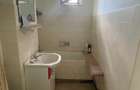 Vand apartament cu 3 camere vis a vis de kfc - 2