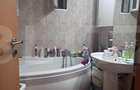 Apartament de vanzare, cu 3 camere, 55 mp, zona Lipovei