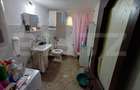 Casă pe plan parter, cu teren aferent de 6500mp, situată în Stanesti - 9