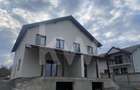 Casa vanzare 4 camere P+1E terasa teren 250mp Sibiu zona Arhitectilor - 1