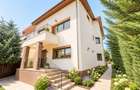 Vilă Familială pe Teren de 499 mp | 197 mp Utili | 3 Dormitoare | Sector 3 - 2