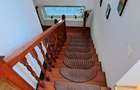 1 Decembrie-vila de vanzare, p+1, teren 830 mp, util 175 mp, 2 terase, foisor